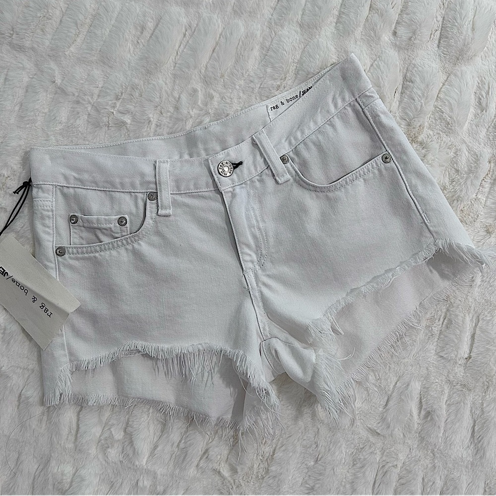 NWT Rag & Bone Cut Off Short in White